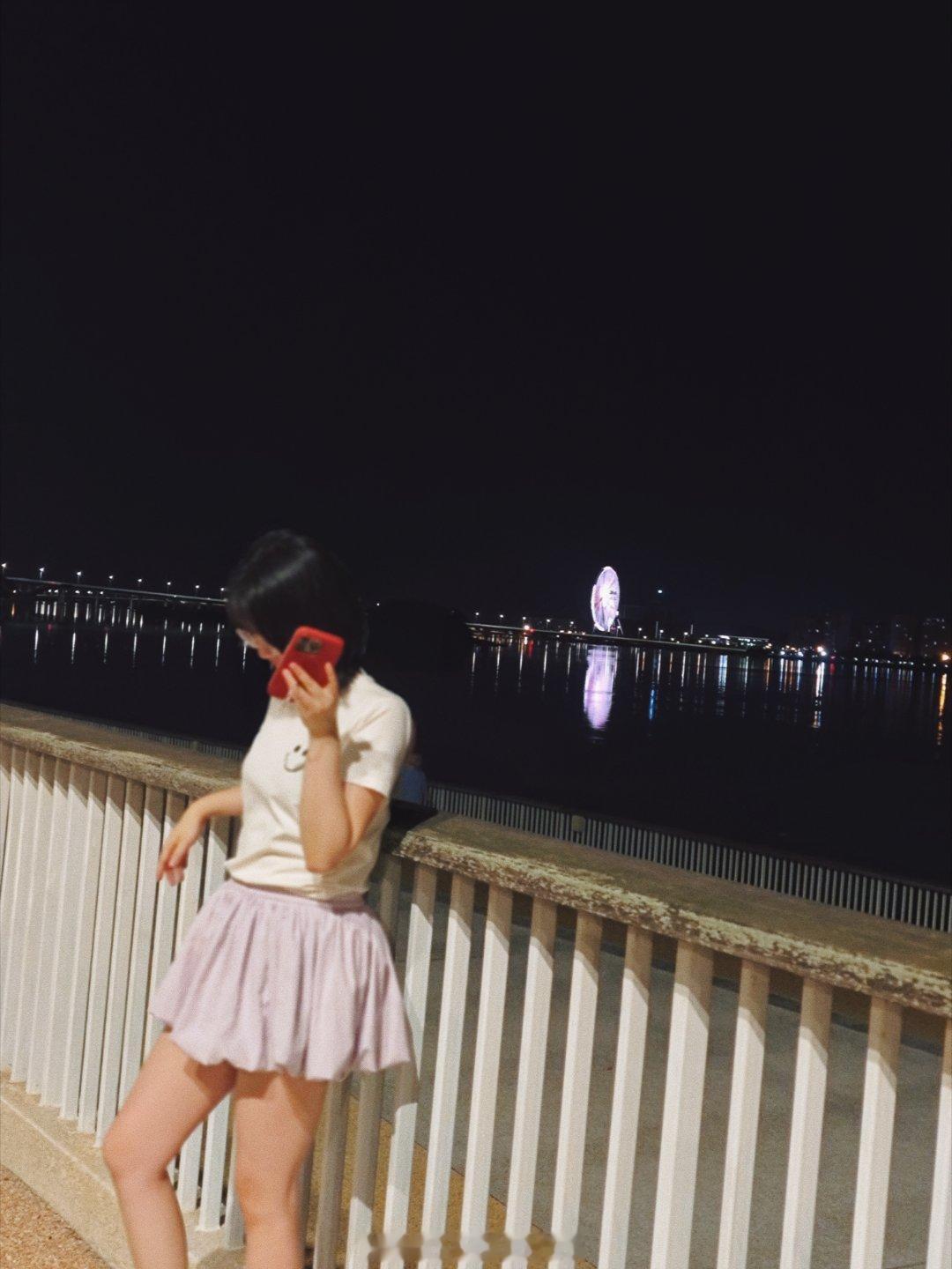 7月18日晴 夜空有星星海边没有风 