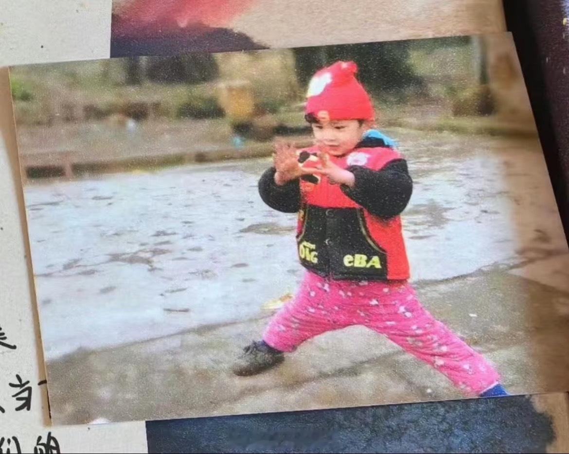 好可爱的童年照 