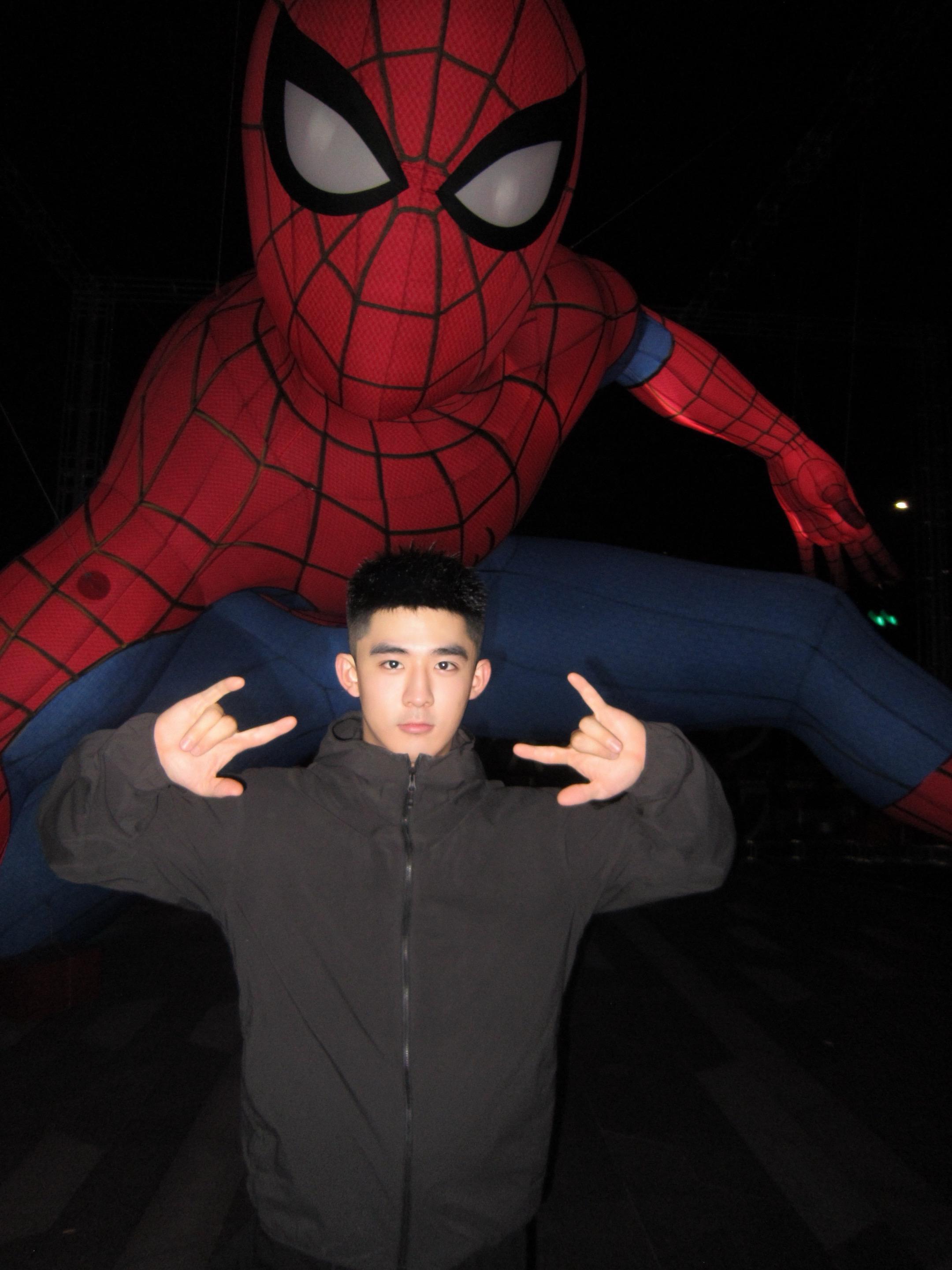 Hi, my name is…来支持小蜘蛛啦🕷️