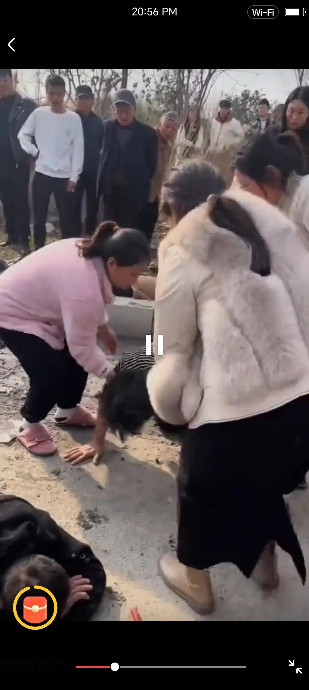 闹大了！女婿居然打老丈人，真是震惊又令人感慨！大过年的，女婿居然把老丈人打了！这