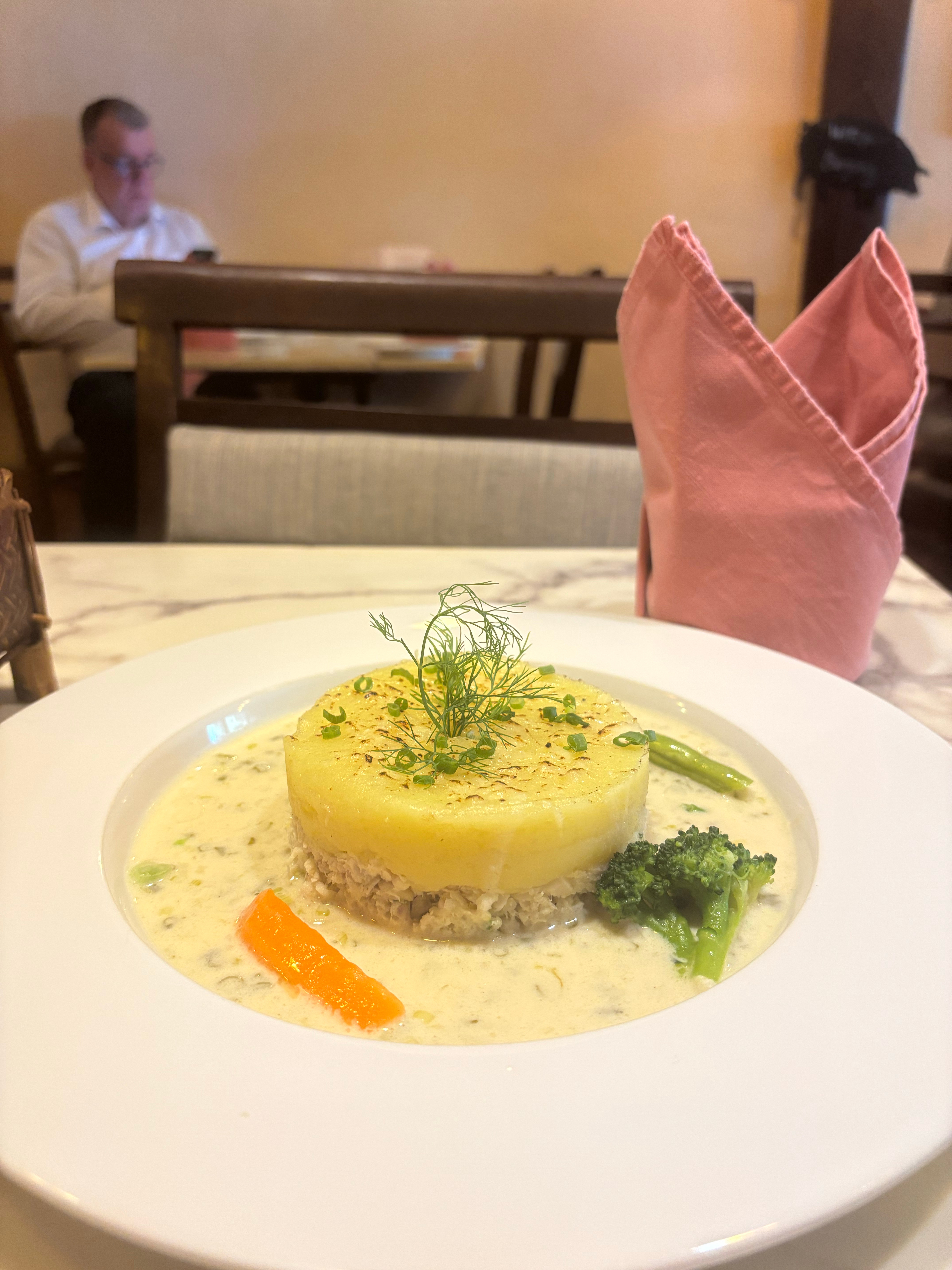 在万象体验法餐，曾经的法属殖民地Le dîner est servi 这句话是法