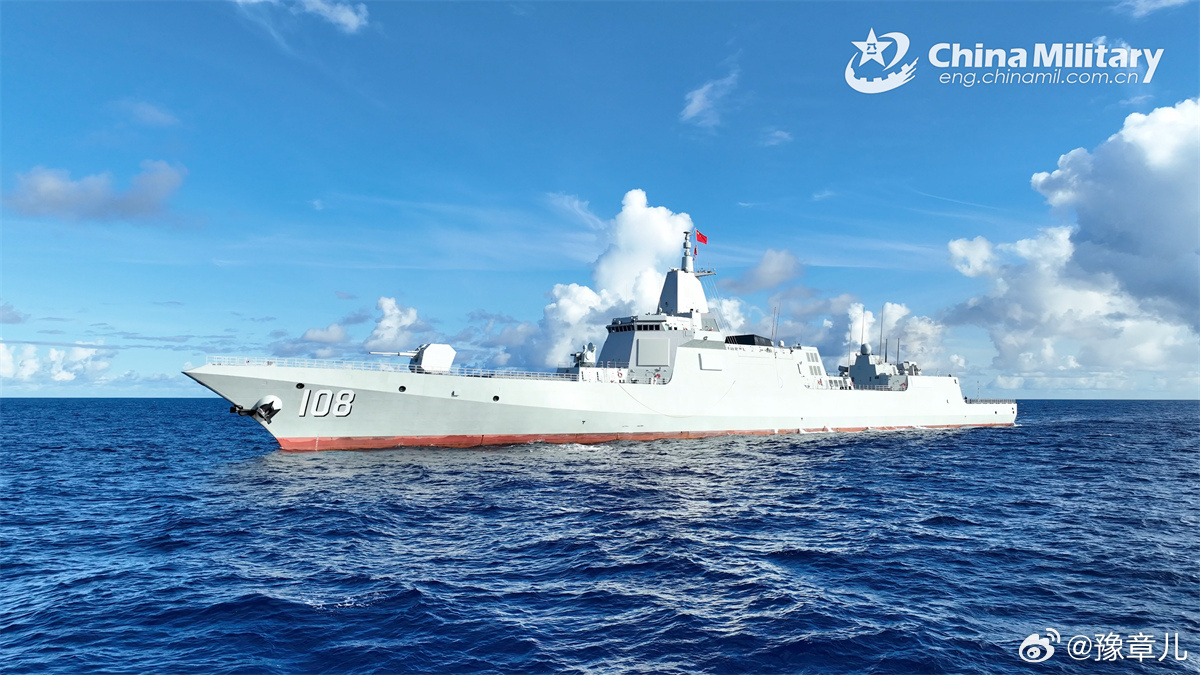 中国人民解放军海军水面作战舰艇的总排水量约为美国海军水面作战舰艇的91%。这里指