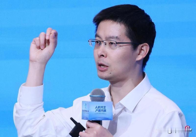45岁中年男人能达多少分（满分100，自行对号入座）：

1. 工作还在，没被裁
