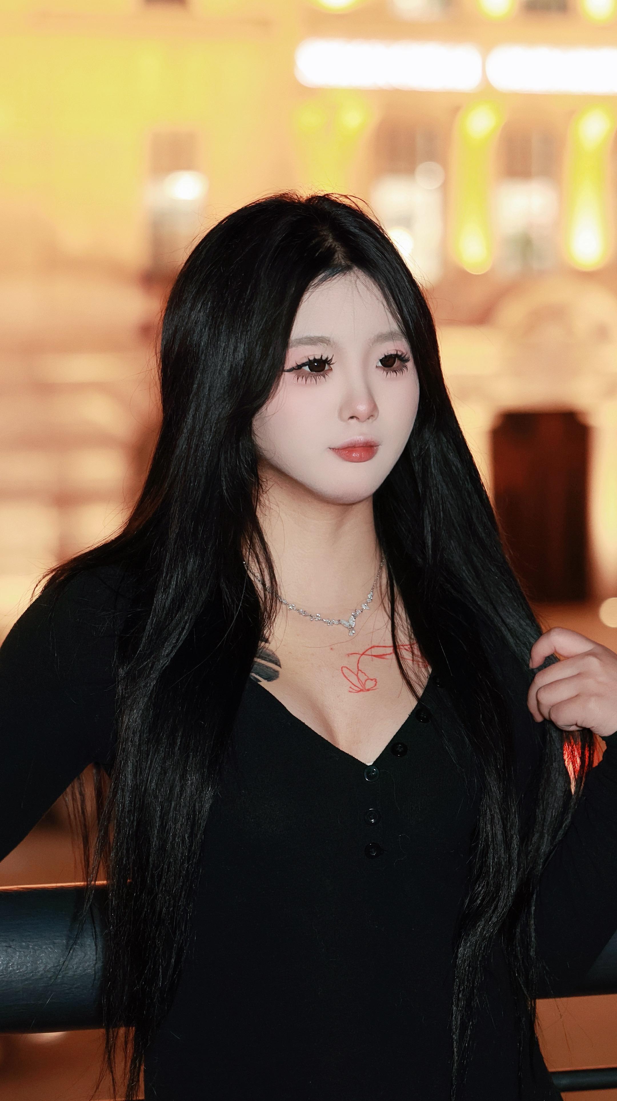 ࿆甜࿆美࿆女࿆孩࿆ 甜美女孩穿搭 辣妹穿搭 烟熏妆 少女写真