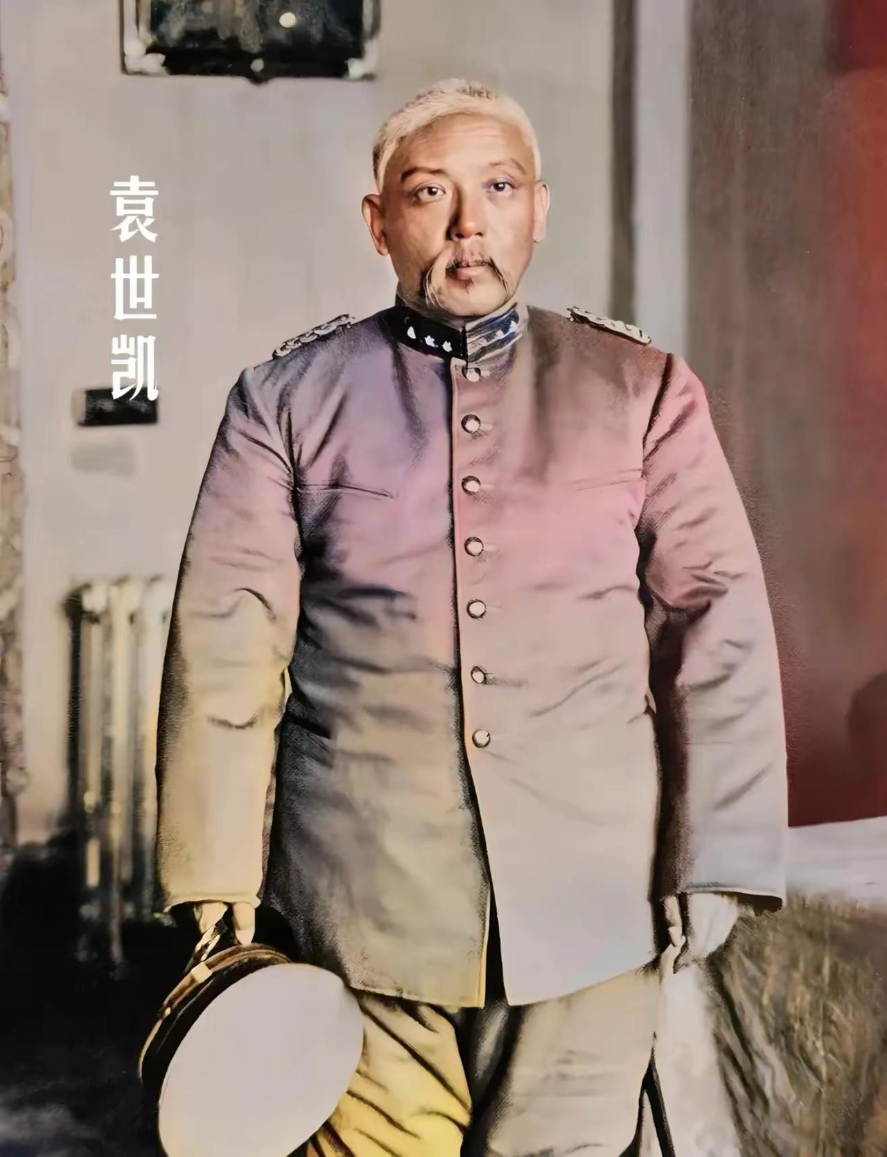 袁世凯驻朝鲜期间，朝鲜王室为笼络手握兵权的他，将贵族女子金氏许配给他。
金氏当年