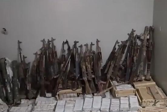 伊朗昨日有大动作！一锅端了上百个恐怖分子，还抄出6000多件窃听器级间谍装备！