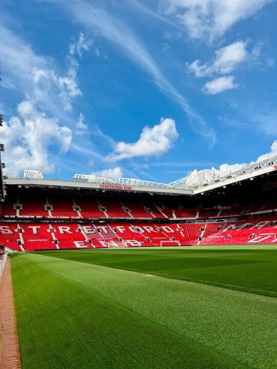 曼联今天官宣拆除老特拉福德，重建新球场