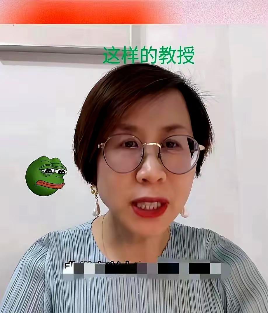 读了点书就以为自己能俯瞰众生了，这是现在一些所谓精英的通病吧！

北大赵宏教授就