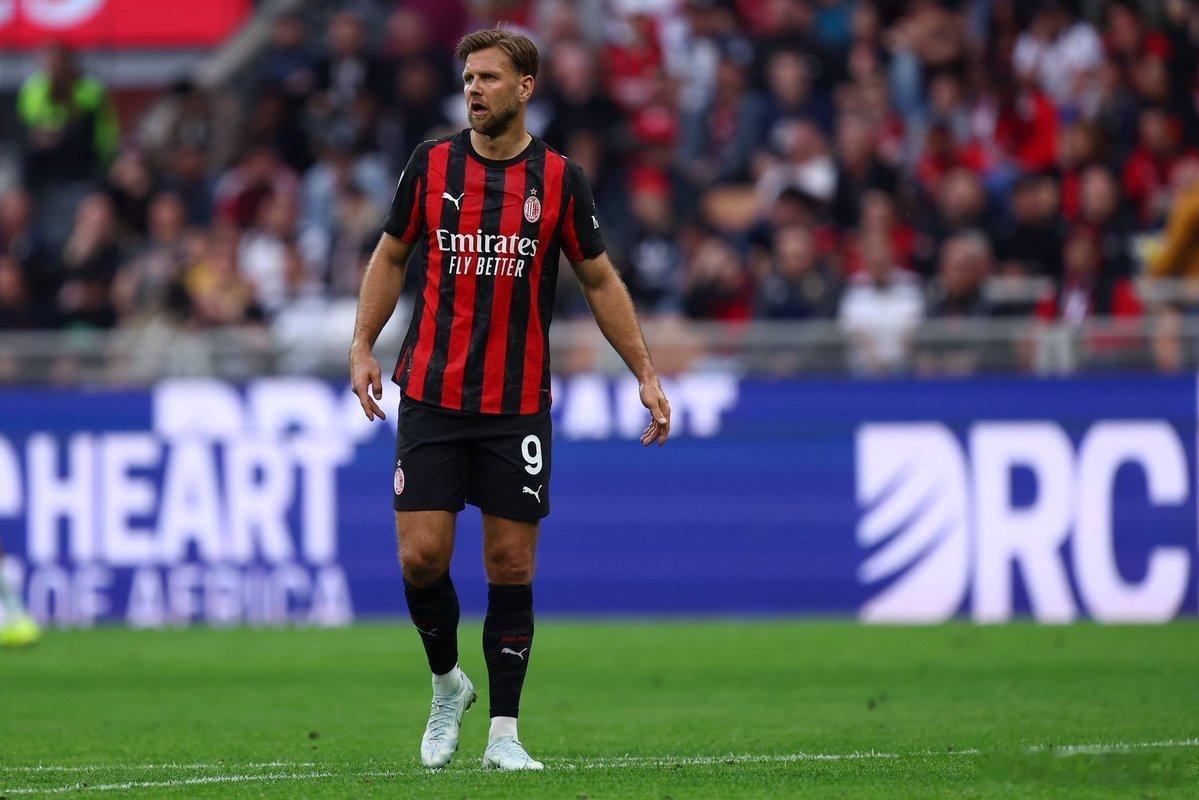 【德天空】沃尔夫斯堡正再次探讨今夏引进菲尔克鲁格🇩🇪的可能性。西汉姆联坚信A