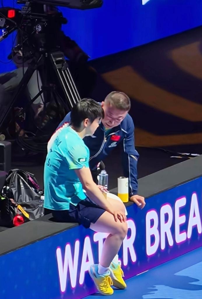 今年的世界杯咋这么难打，
看看进四强的这T2小分队，
从来没见他们这样过，
国乒