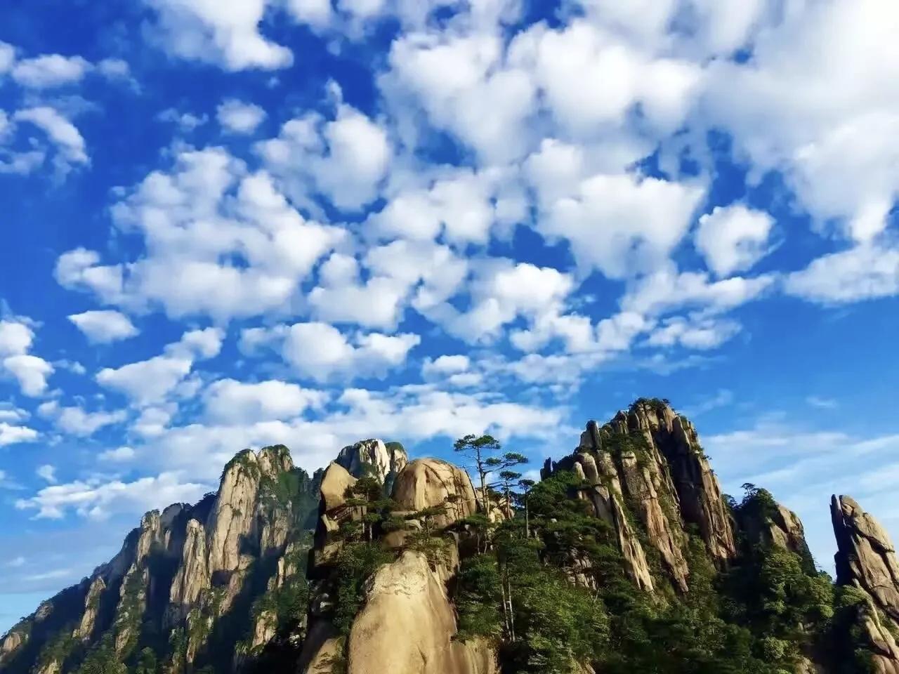 【真正的吸引力，往往并不来自外表本身。人们真正会被吸引的，通常是一个内在稳定、鲜