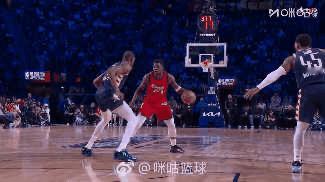 华子真凶！美国内战：40秒2打杜兰特。
最后时刻落后4分，华子先用一个精彩突破杜