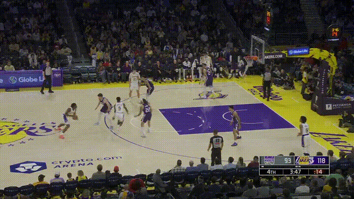 湖人新秀蒂耶罗真是太嚣张了！在今天湖人主场迎战国王的比赛中，当时比赛进行到了第四