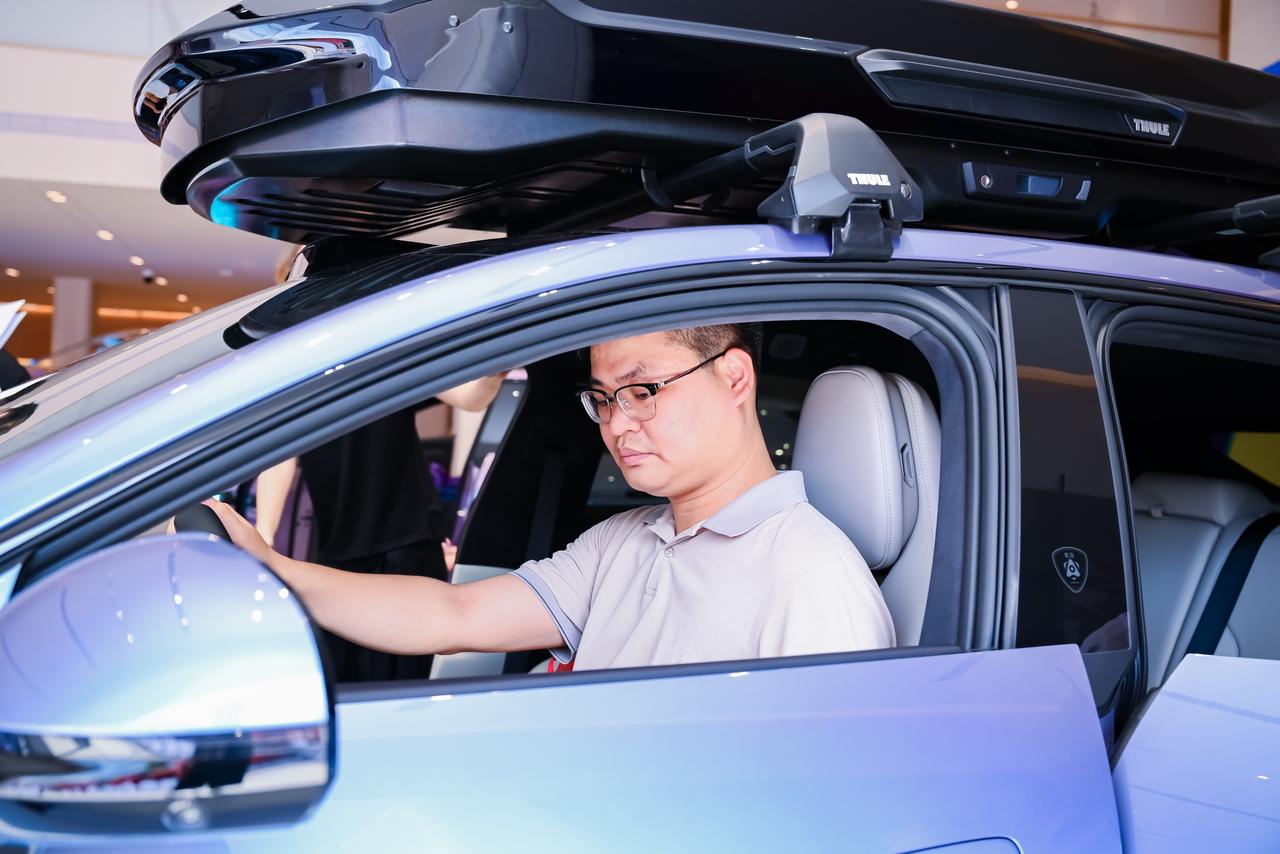 启境300家门店同步开业，渠道速度背后是广汽和华为的协同效率
6月21日，启境全