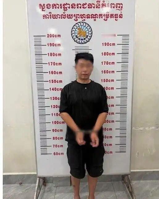 绑架勒索同胞2名中国男子柬埔寨被抓：另有2名同伙仍在逃柬埔寨金边警方近日侦破一起