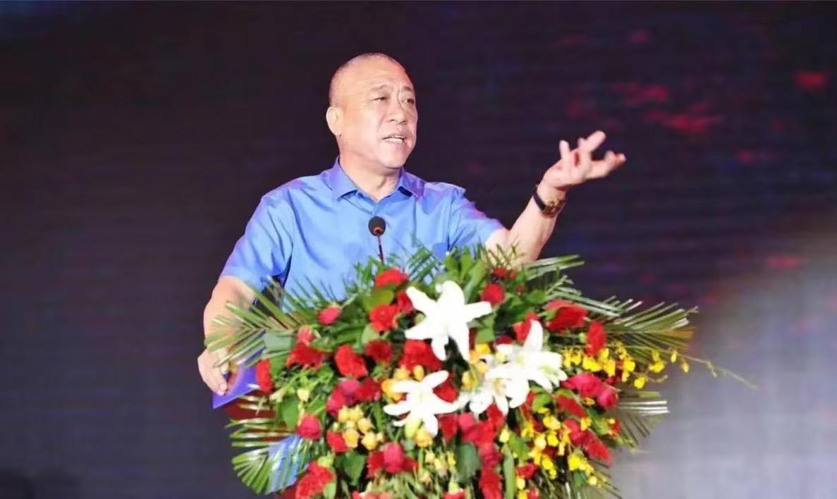 发了1.8亿年终奖的公司，开工首日拿到4亿订单！

这家公司就是大名鼎鼎的河南矿