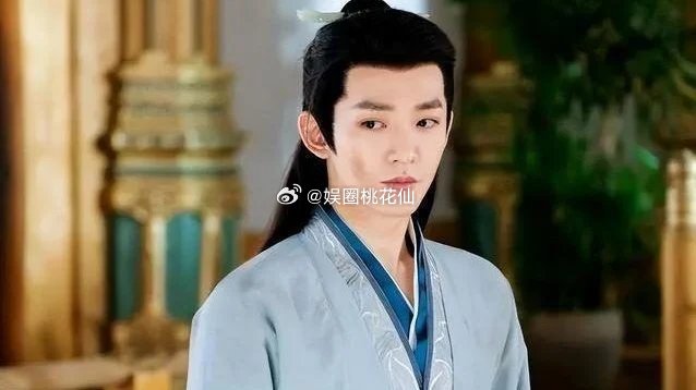 继《长相思》后，邓为又一新剧来袭，女主颜值高演技好。没错，这位帅气小生又将携新剧