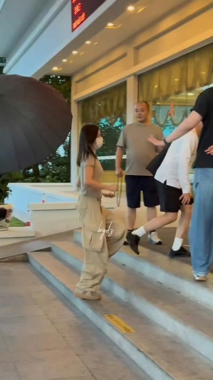 何与李兰迪千夜奇谭开机宴路透何与李兰迪千夜奇谭开机宴何与李兰迪千夜奇谭开机宴路透