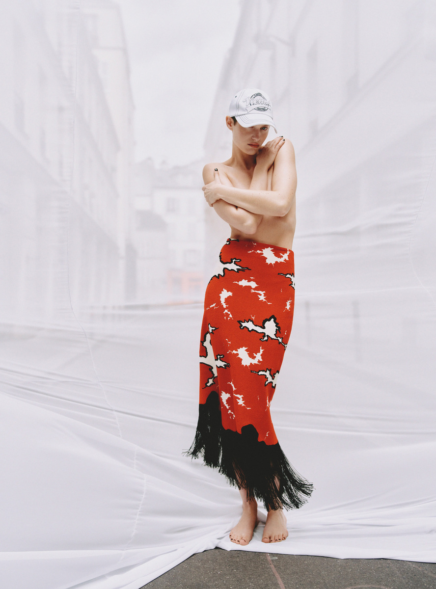 Vogue Germany June 2026摄影：Philip Messman