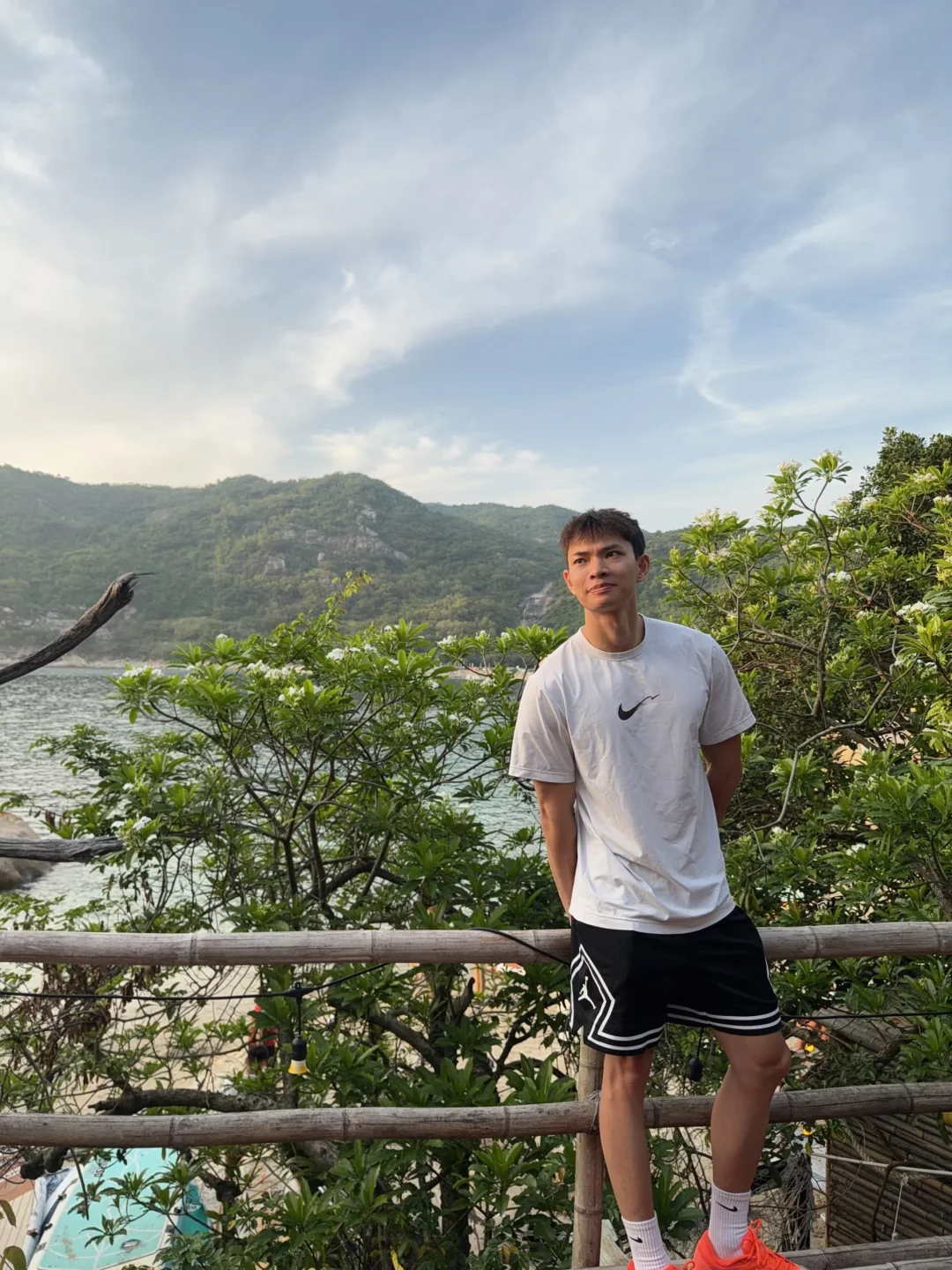 来海边吹吹风🌊