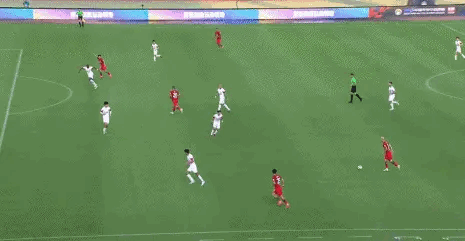 河南队史1000球，光头送助攻，小黄人倒钩进球，值得回忆！[呲牙]