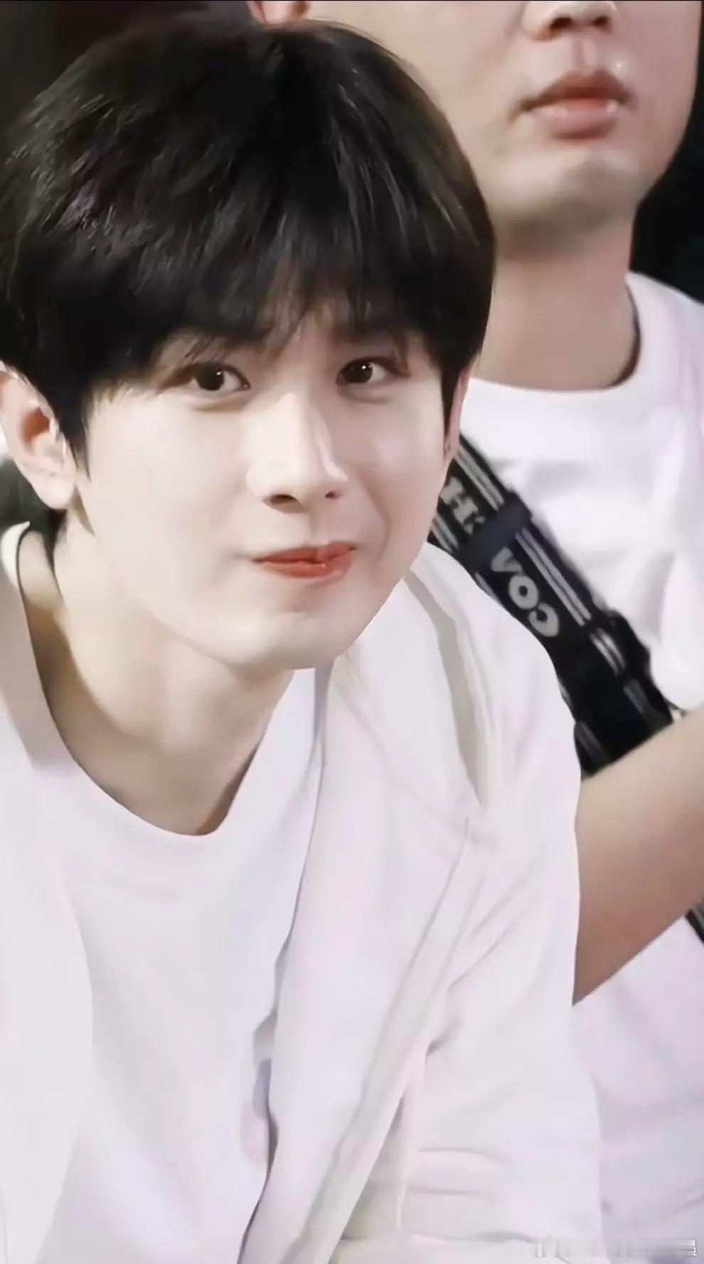 成毅长安二十四计cy成毅谢淮安阵阵风声化为思念 吹向远方赠予你成毅｜赴山海｜萧秋