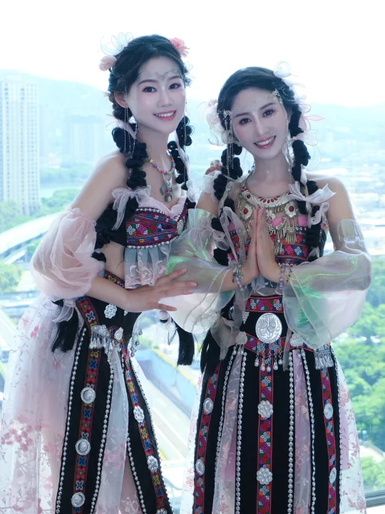 什么神仙工作‼️上班还能做哈尼公主👸🏻