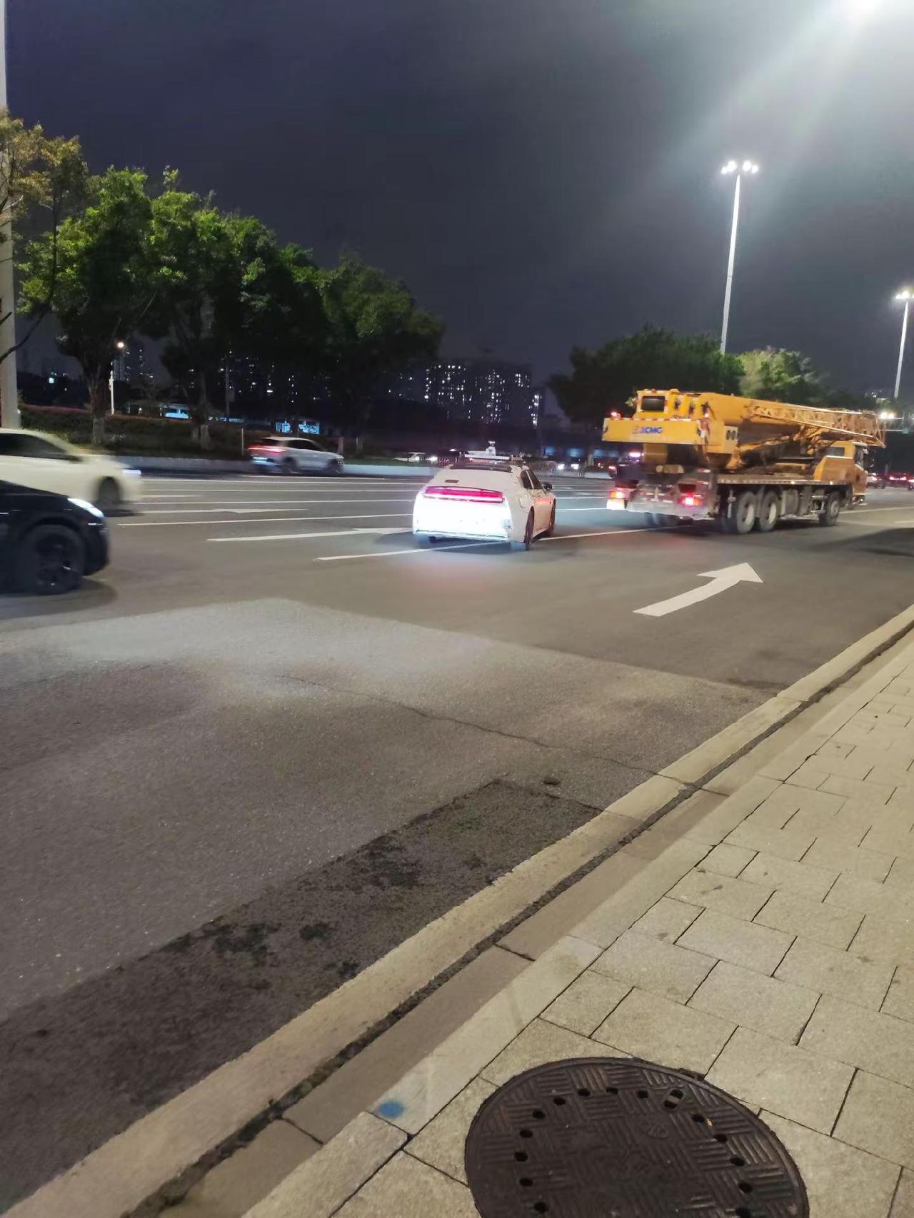 这个车车像哪个品牌的测试车？