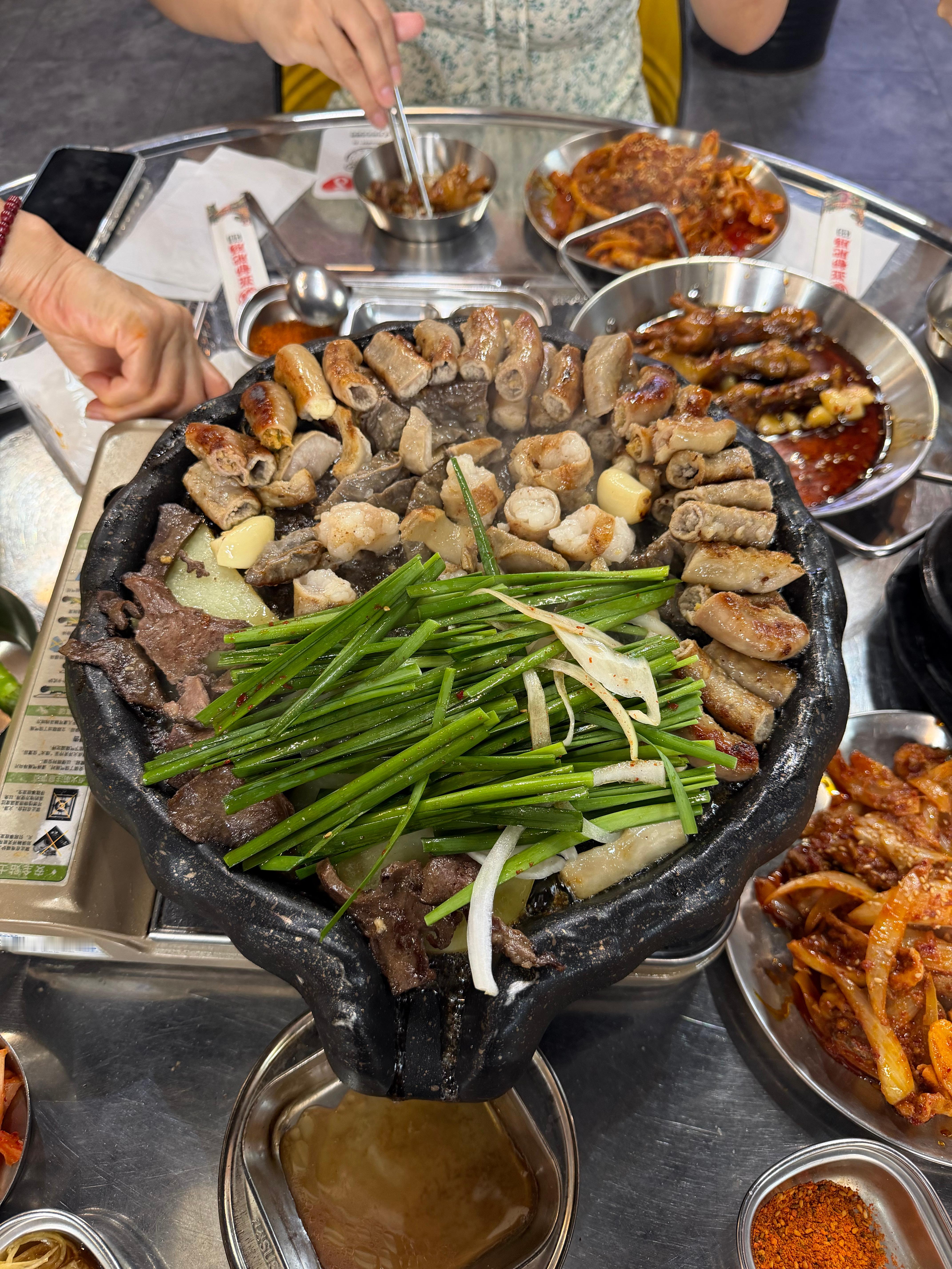 吃上人饭了 