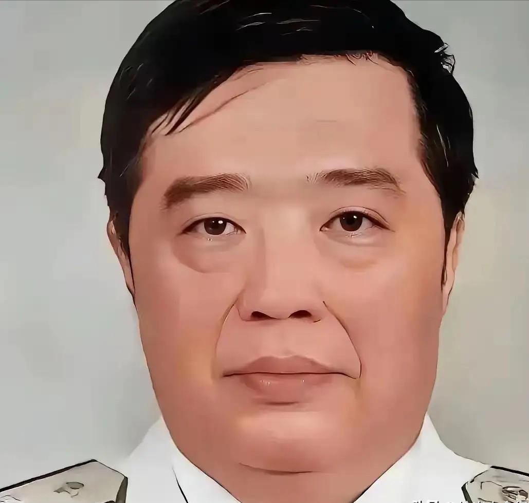 1998年，香港贺龙之子贺鹏飞，看四下没人，闪身冲进一间商人办公室，凑到那人耳边