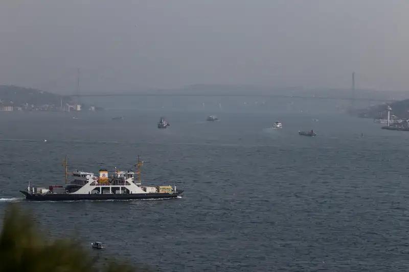 中国卫星公司发布从太空实拍船只视频从太空清晰锁定海面船只，吉林一号的表现太硬核了