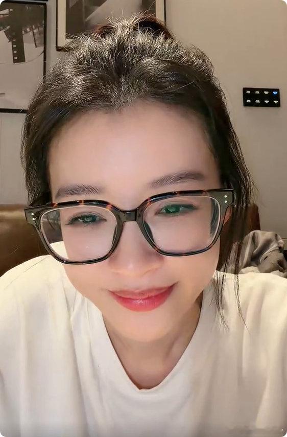 孙怡直播乘风2026孙怡直播也太真实了吧，乘风幕后全是可爱小细节 