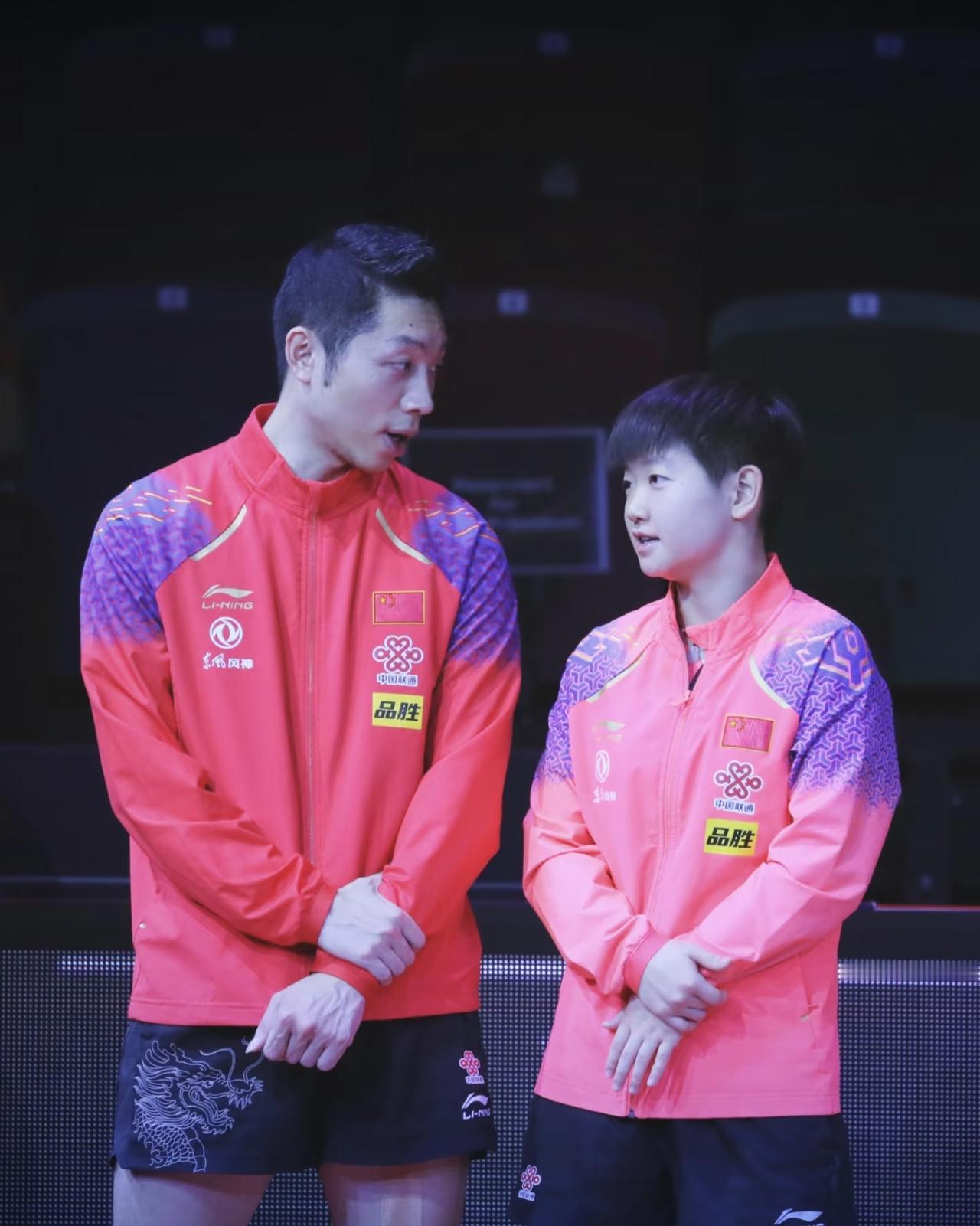 怪不得叫许全面！
知道孙颖莎最不喜欢和谁一起做采访吗？原来是许昕。
18岁孙颖莎