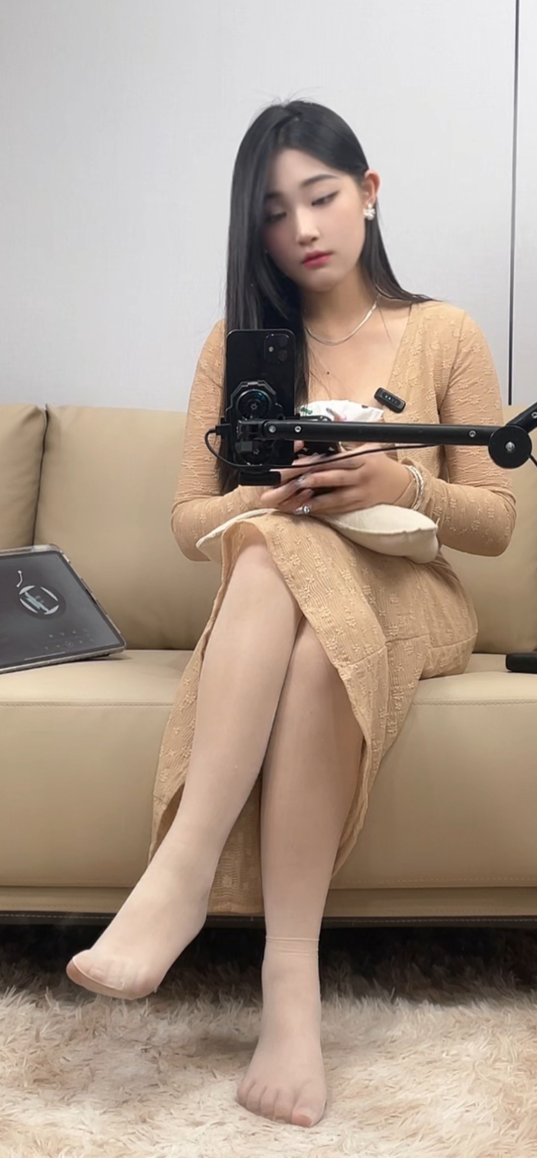 璐璐小姐姐的肉丝小脚脚 