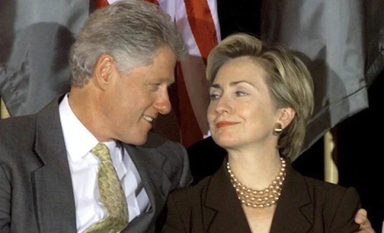 依旧女王和狗
Billary 希拉里 克林顿 HRC