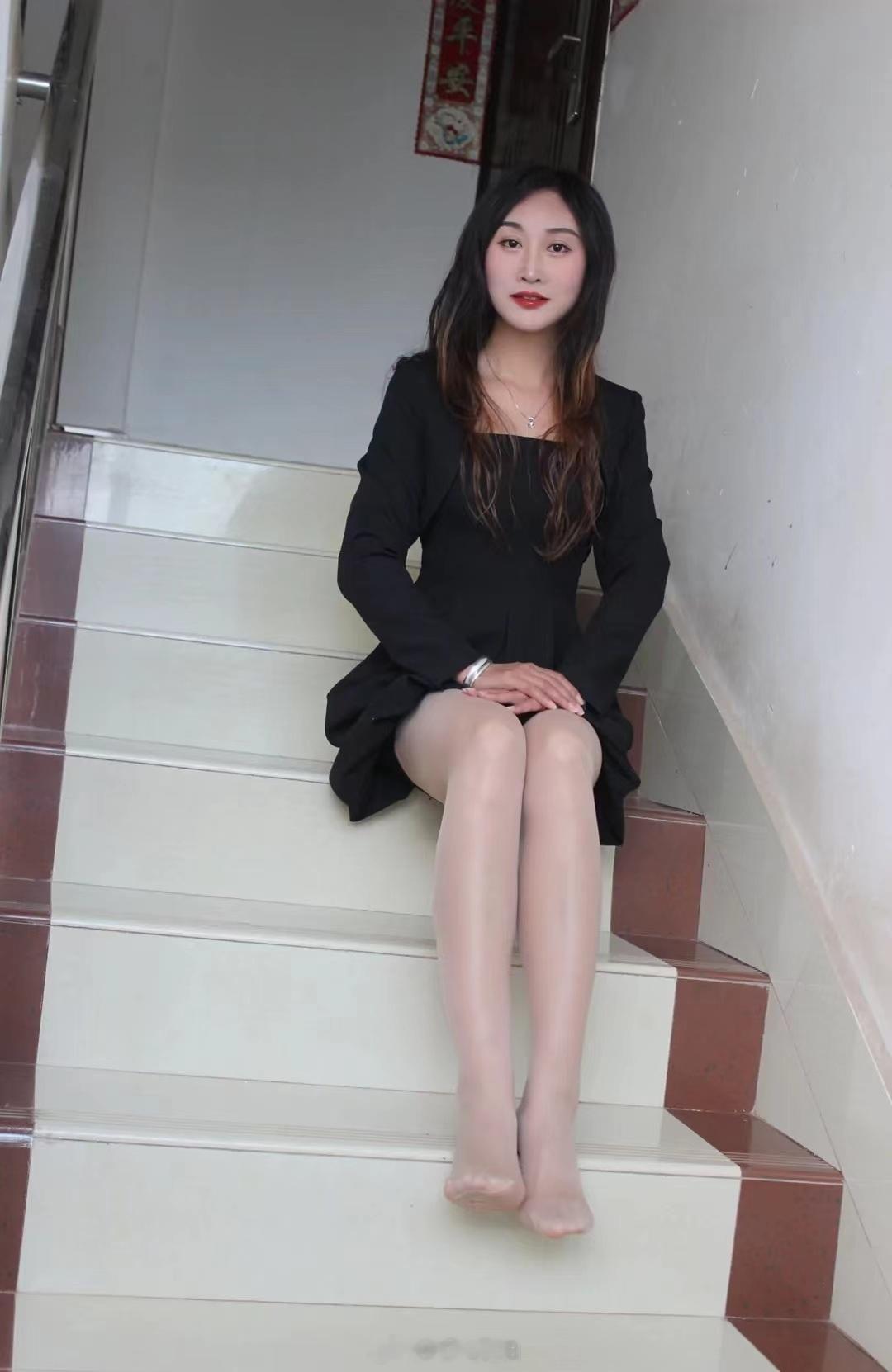 楼梯间的肉丝小阿姨 ​​​