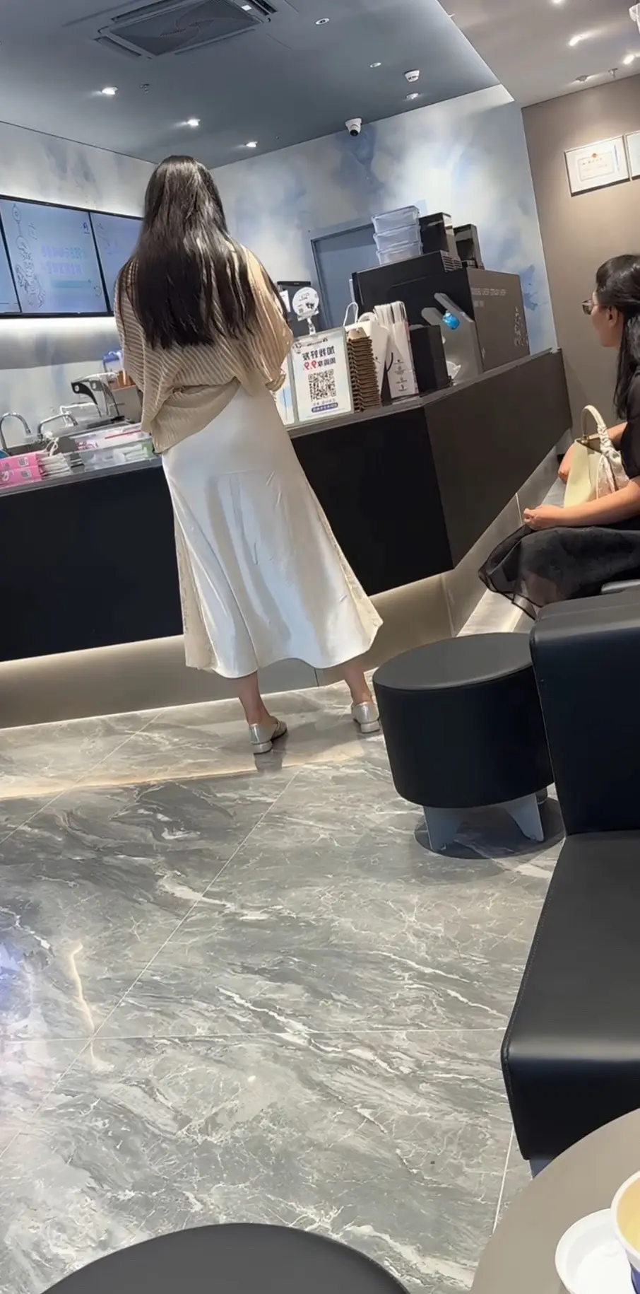 长裙晚装 高级感 女生自拍 长腿女神