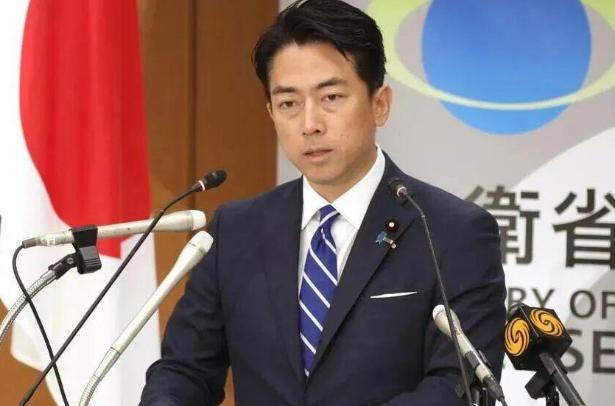 彻底撕破和平面具！日本公开解禁核讨论，砸9万亿军费疯狂扩军，日本现任防卫大臣公开
