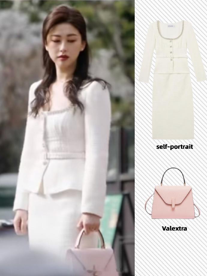 跟着《蜜语纪》里的朱珠学职场穿搭，专心搞事业的许蜜语真的很美，气场也完全打开了。