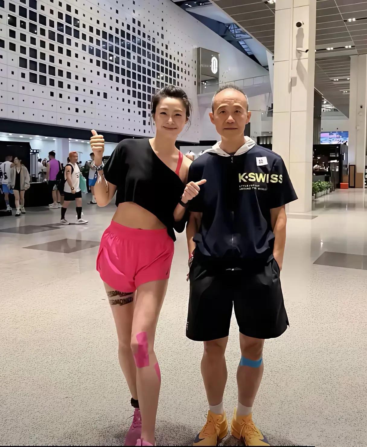 我提供的内容原封不动地放在文章的第一段，第二段开始你的续写。
 
田朴珺这会后悔