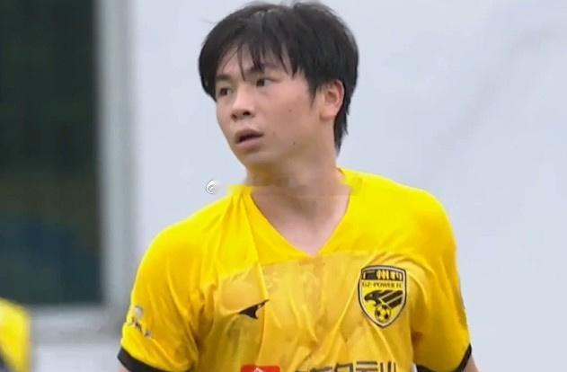 广东广州豹17岁球员唐天翼跳级入选U19国青 本赛季中乙联赛9球5助 #中超联赛