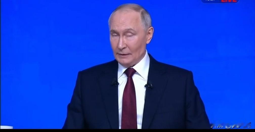 【普京：愿意在乌克兰选举投票当天停火】12月19日，普京在“年度盘点”称，俄罗斯