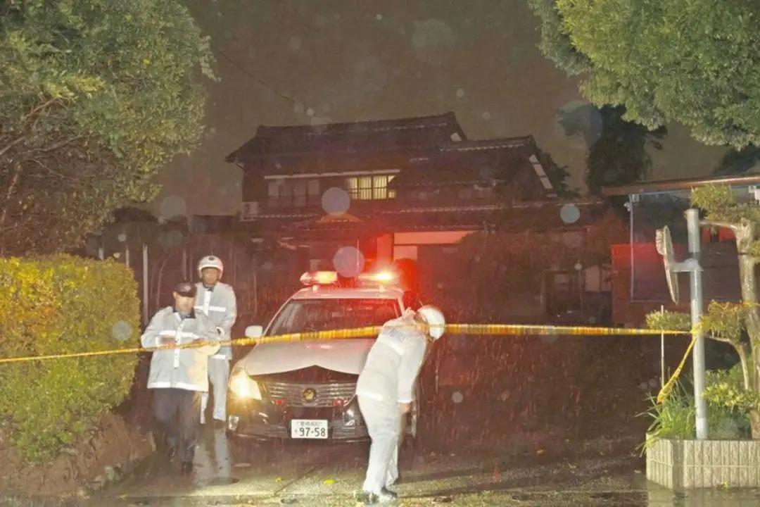日本16岁男孩谋杀祖父母后淡定上学 杀完人还能面不改色的继续去上学，这16岁孩子