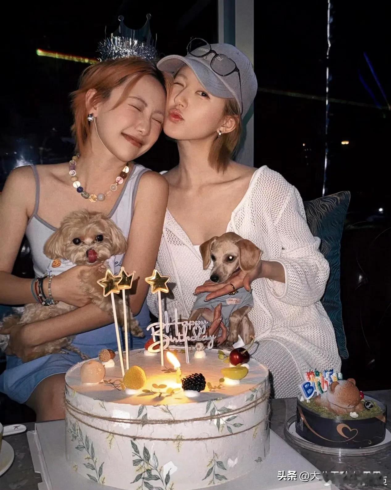 女明星真正关系好的，基本都不是经常营销姐妹花的那些人，很多都是不出名的小演员，或