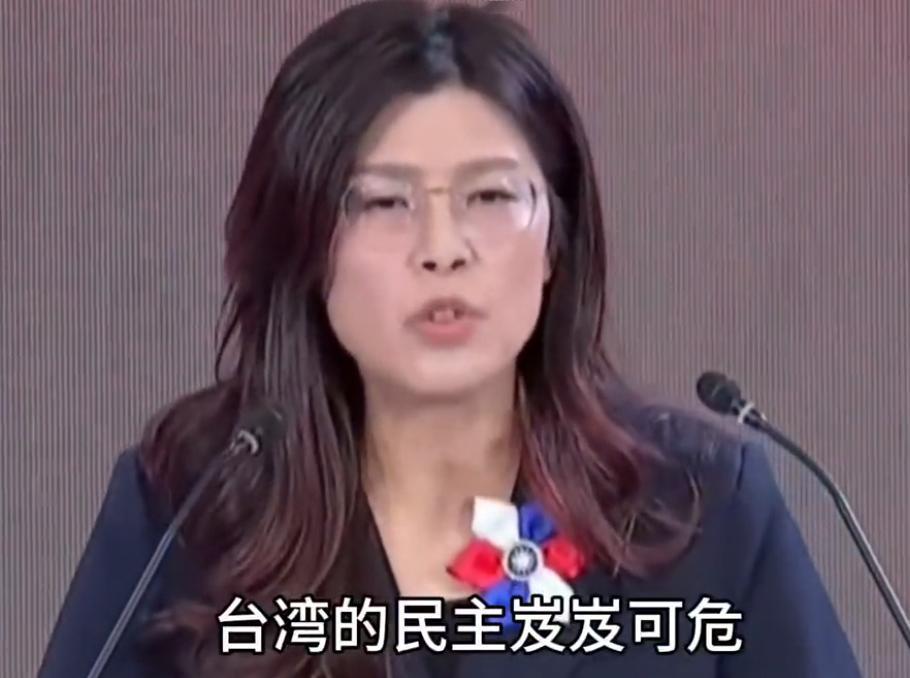 候友谊没来；卢秀燕没来；张善政没来；赵少康没来！

国民党今日举行全代会，郑丽文