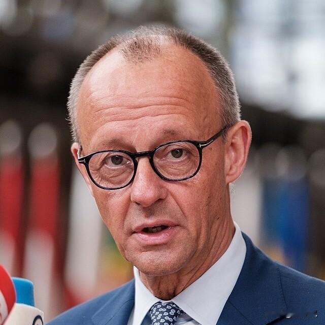 德国总理默茨表示美国没有理由干预古巴。

他说：没有任何明显依据支持对古巴进行干