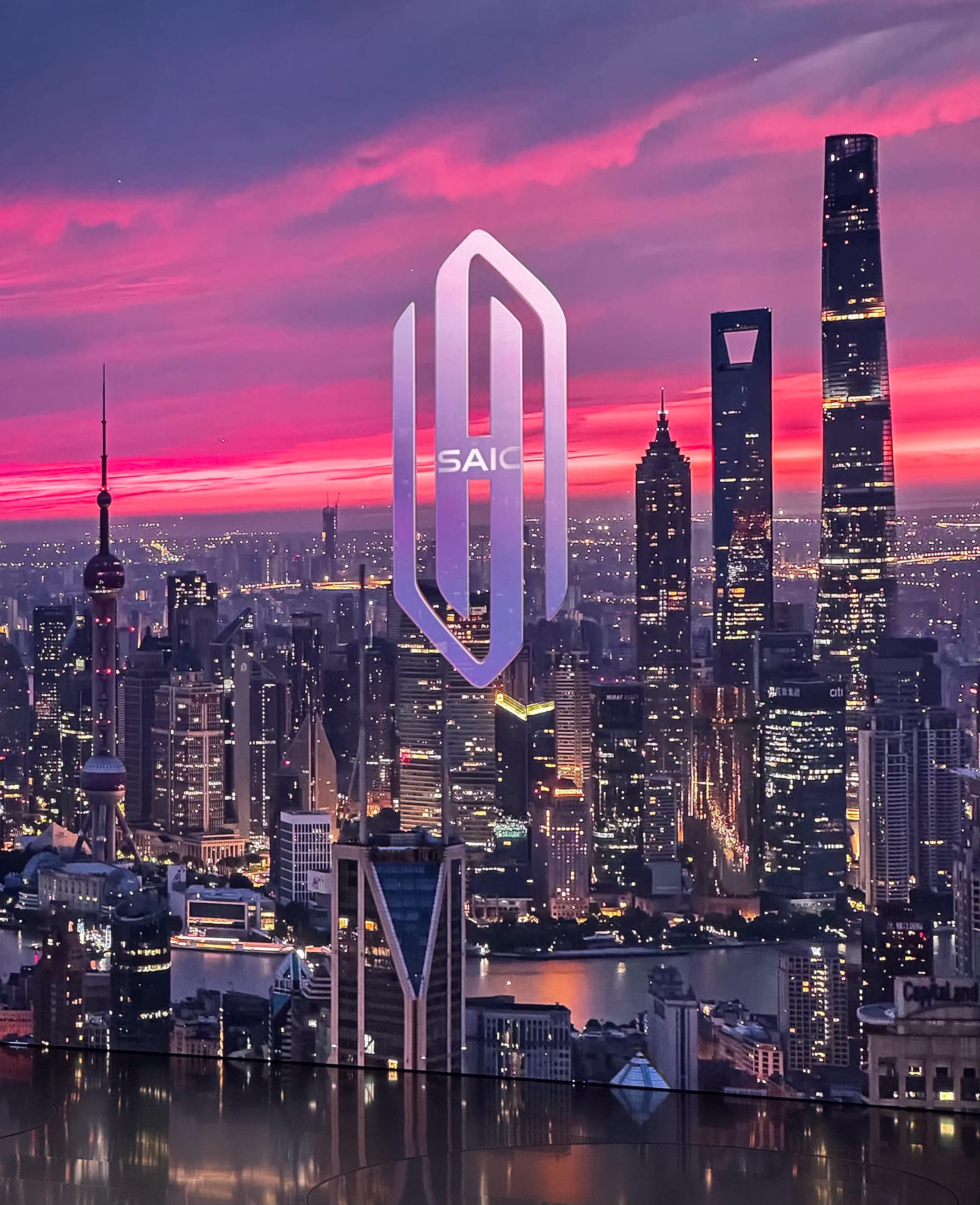 智界及问界秋季新品发布会 尚界 H5也亮相发布会了20万级别，也加入了ADS4辅