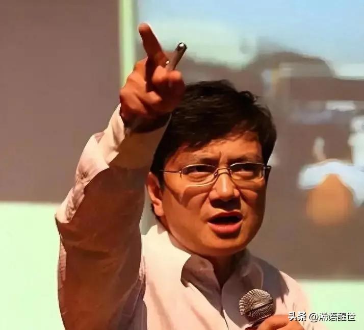 美国、德国发展AI是因为缺人，属于刚需。而我们拥有庞大的劳动力，若盲目跟风推进A