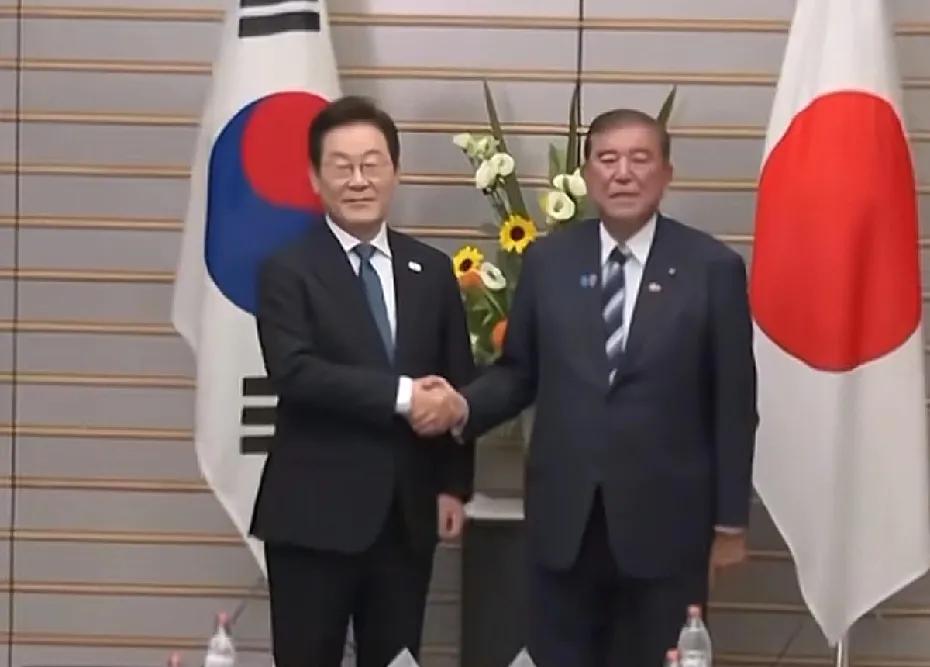 其实我们不必在意谁不来参加9.3阅兵，来与不来，都不能改变中国军队变强的事实。不