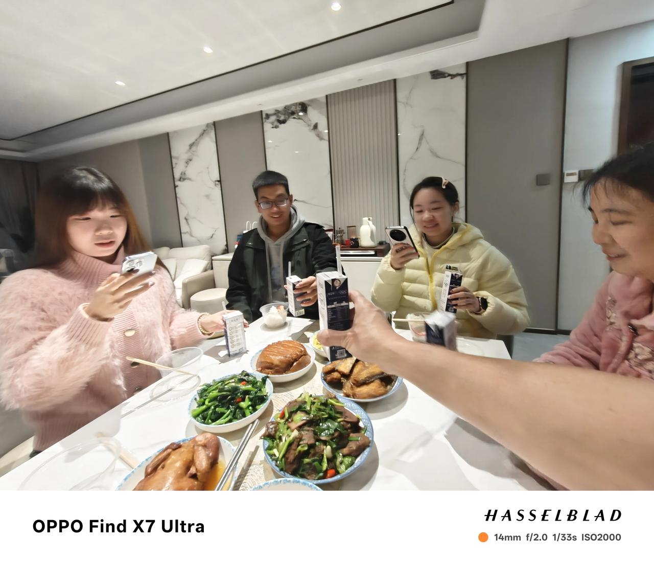 元宵节师生欢聚，
老婆小露厨艺……

马年元宵，特邀妻外甥女儿，和钟祥家乡，两位